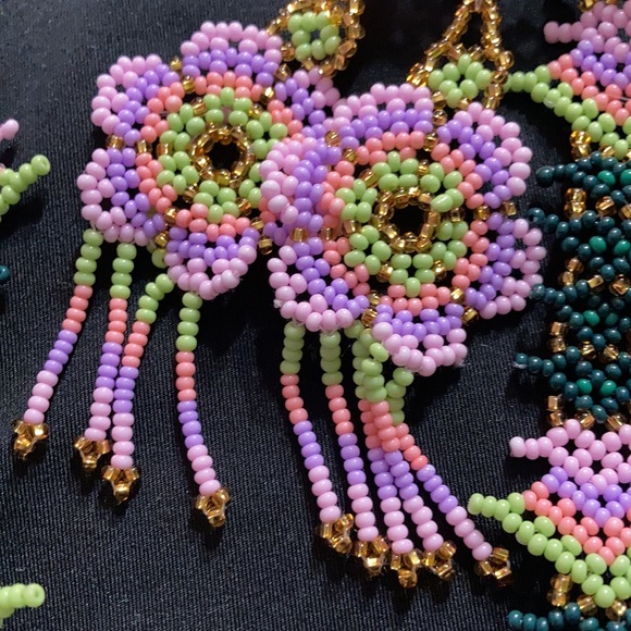 Huichol necklace with earrings - Picture 4 of 7